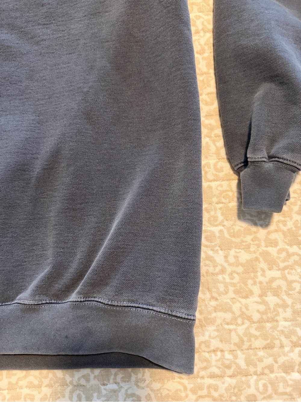 SEASIDE Graphic Crewneck Sweatshirt - Slate Blue with Teal Print - Picture 4 of 6